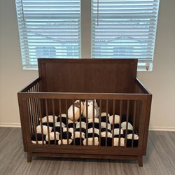 Infant Crib 