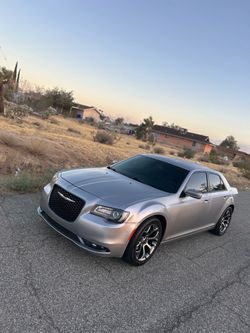 2018 Chrysler 300