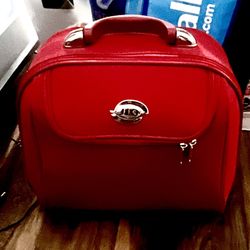 Train Case For Travel - Very Chic - Fits A Lot - Barely Worn - Perfect For Make Up - Planes - Hard Case Beautiful!