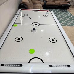 Air Hockey Table