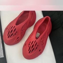 RED YEEZY SLIDES (youth/women)