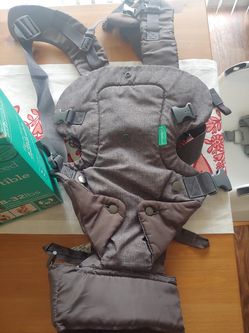 Infantino baby carrier