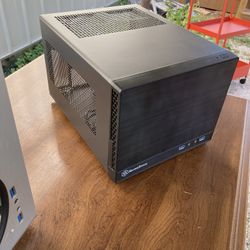 Silverstone SG13 Mini ITX Case