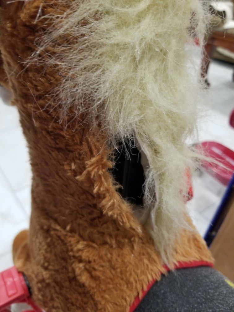 Rockin' Rider Lucky Talking Plush Spring Horse for Sale in Mililani, HI