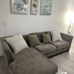 Sofa Con Cogines 