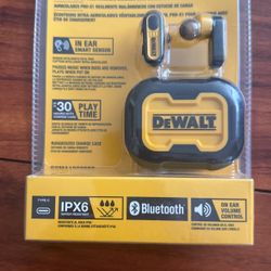 True Wireless Earbuds 