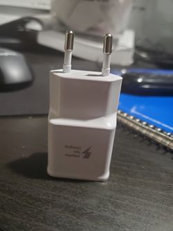 Samsung fast charging USB wall charger European