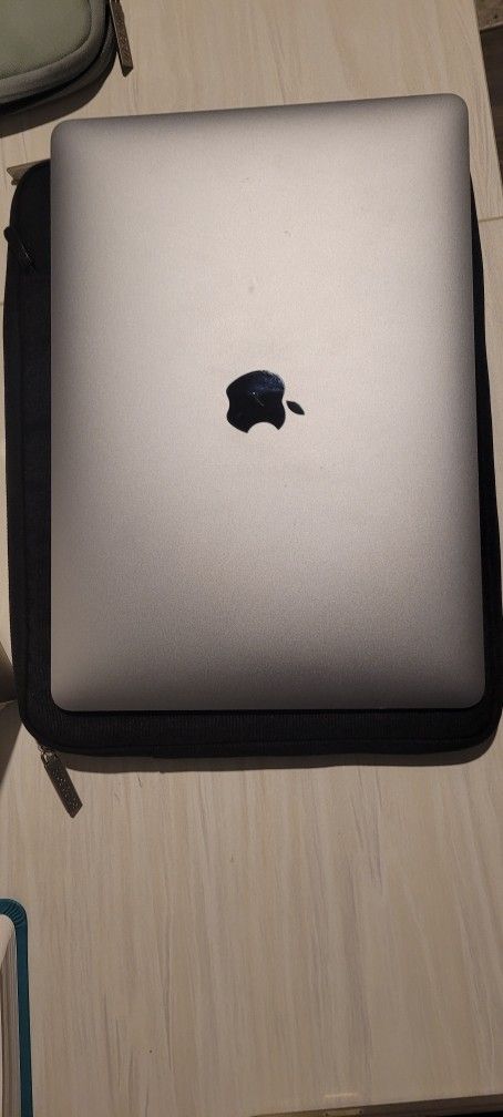MacBook Air M1 2020