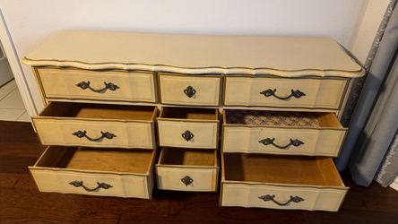 Solid wood 9 drawer dresser