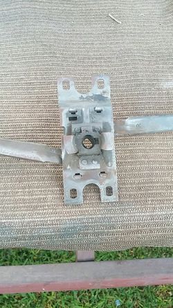 1940 Buick trunk mechanism