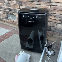 Like New Honeywell Portable Air Conditioner