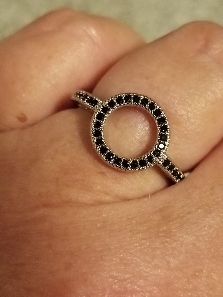 925 Silver and Onyx Ring Size 7