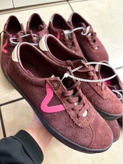 4 pairs of VANS for $50 bundle lot