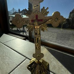Jesus Statue Gold Color 