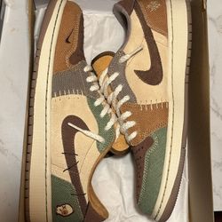 Jordan 1 Retro Low OG Zion Williamson Voodoo 8.5M