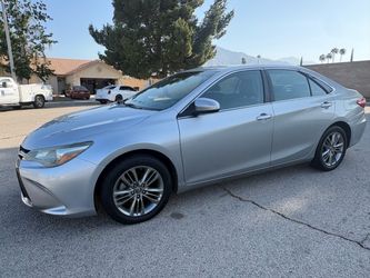 2015 Toyota Camry SE