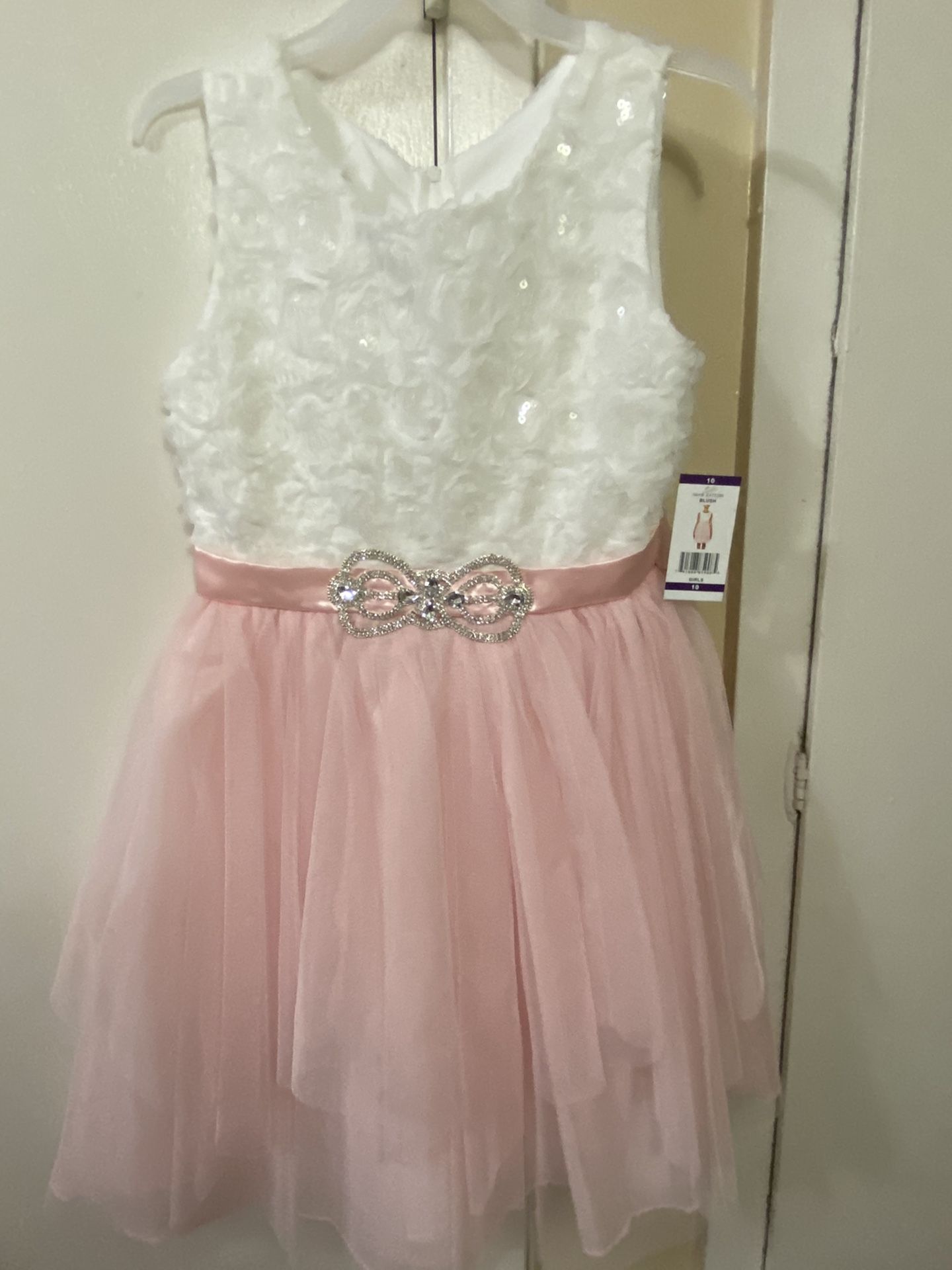 Girls dress