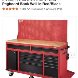 Milwaukee 60' mobile work bench