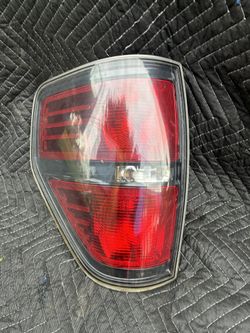 09-14 F150 Taillight.