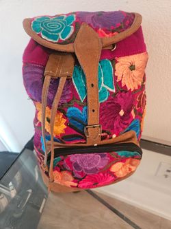 Embroidery fushia flowers backbag