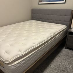 Full Upholstered Bed Frame 