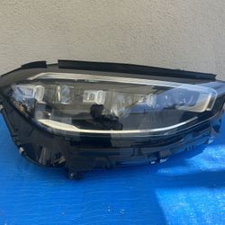 2021-2024 MERCEDES S580 S500 HEADLIGHT RIGHT  LED OEM