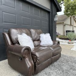 FREE DELIVERY 🛻 Premium Brown Leather Dual Loveseat Recliner