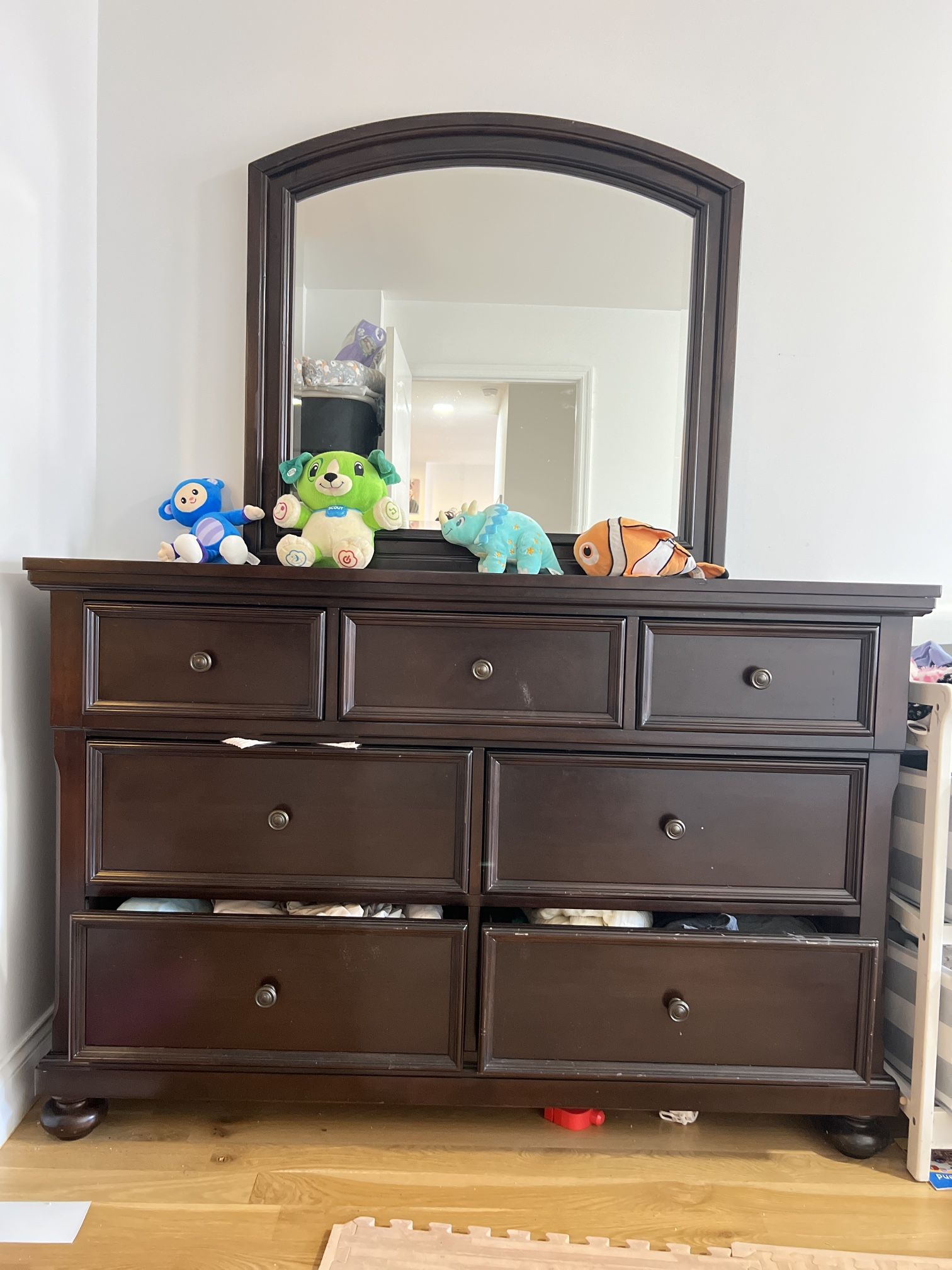 Solid Wood Drawer  With Mirror! Dark Brown! 