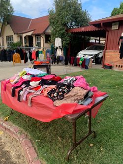 YARD SALE 322 colorado ave Modesto