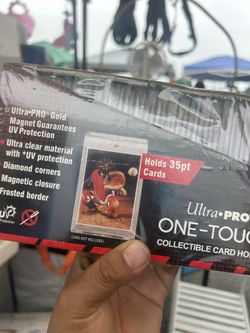 Pokémon Card Holder