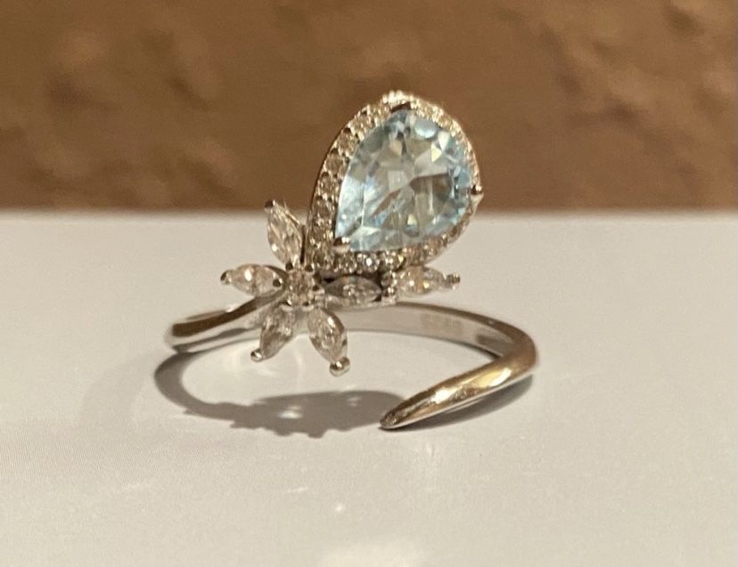 Blue Topaz Ring S925