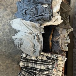 Men’s Cargo Shorts Size 32 