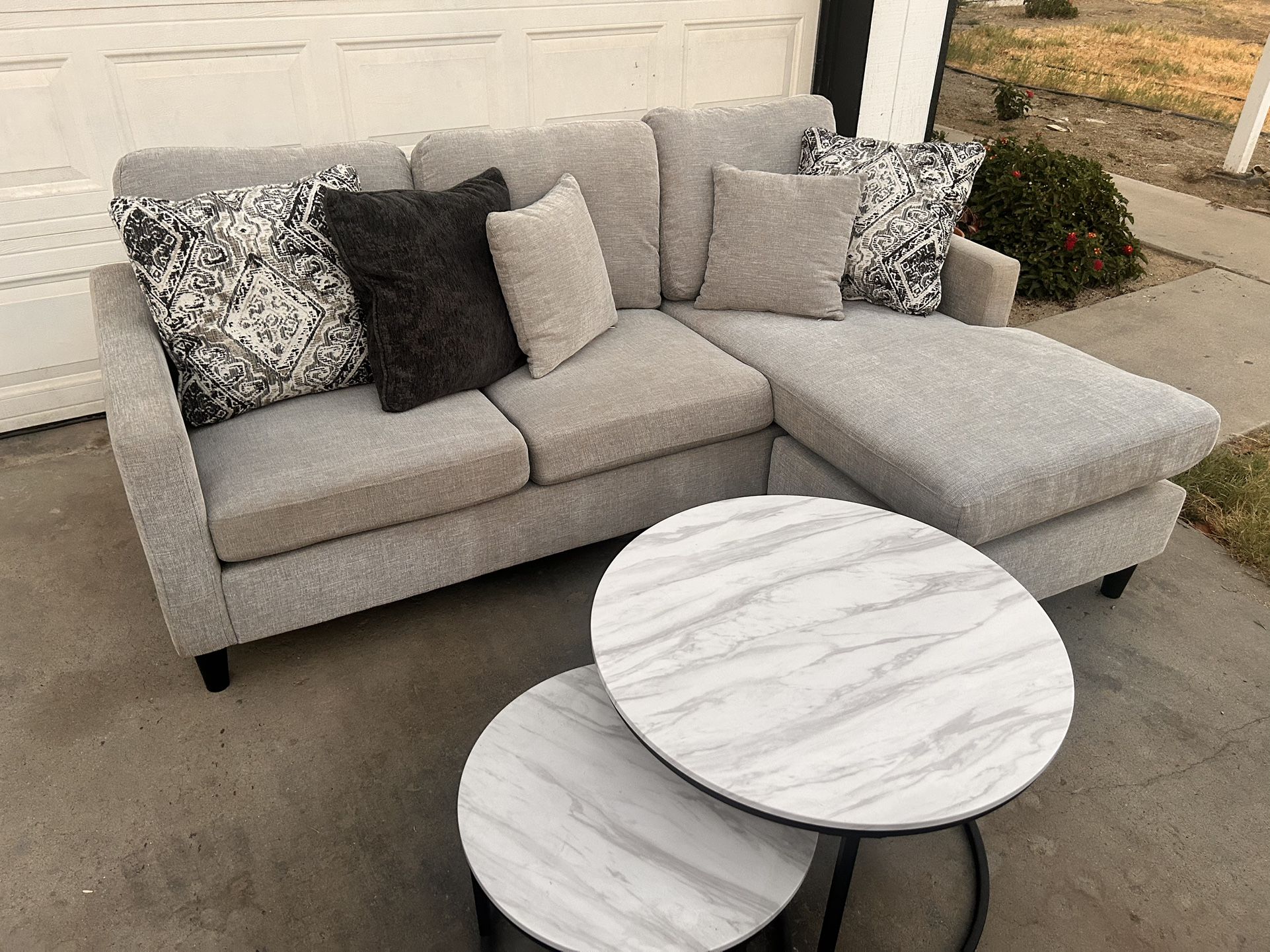 Small Sectional Couch & Table