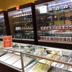 Jewelry Store Display Cases & Wall Units