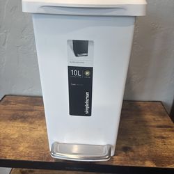 Simplehuman Trash Can