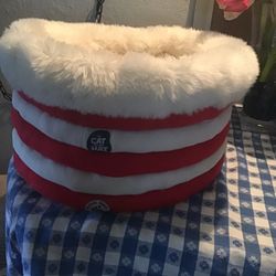 Dr Seuss Cat In The Hat Bed