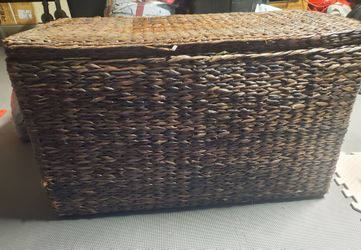 Woven Wicker Brown Storage Trunk