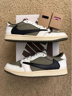 Size 9 (Pre owned, comes with original box, and extra laces) - Travis Scott x Air jordan 1 low OG reverse olive / medium olive
