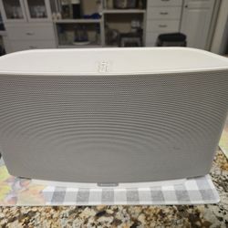 Sonos Play 5 Set Of 2 (Read Description)