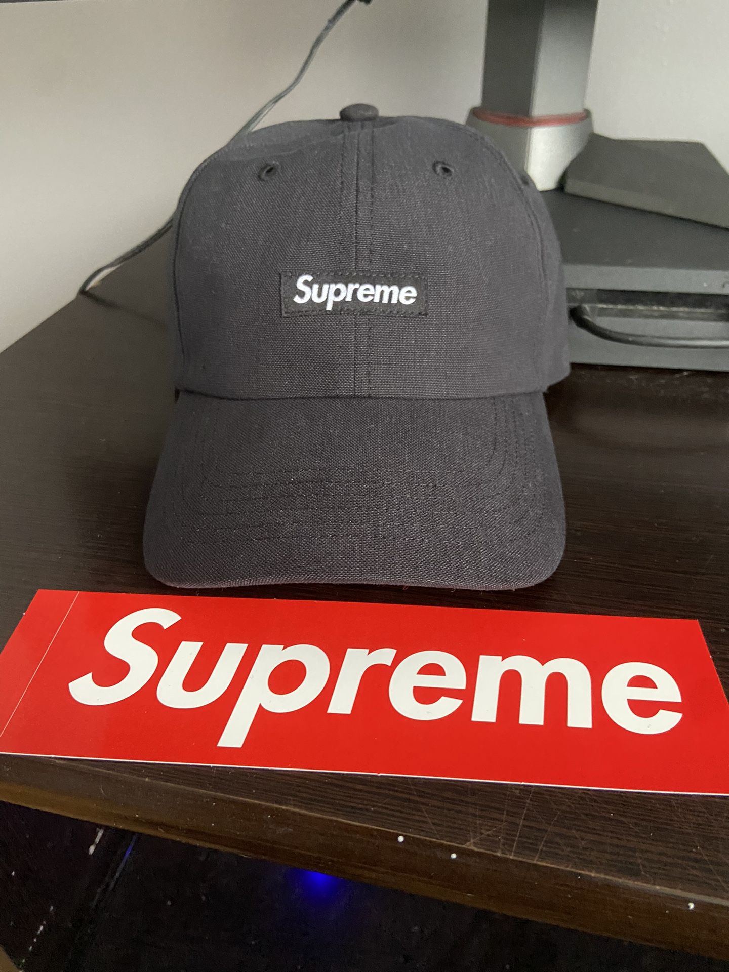 Supreme Hat 