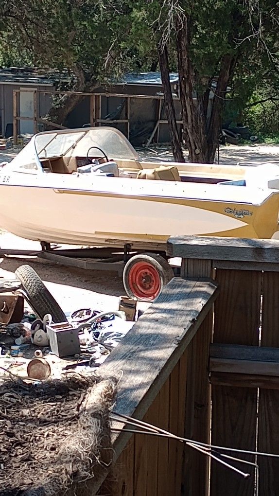 Older Glastron Boat With Trailer