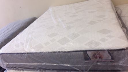 Queen mattress set orthopedic! Delivery available! 707 park ave Cranston Ri 02910