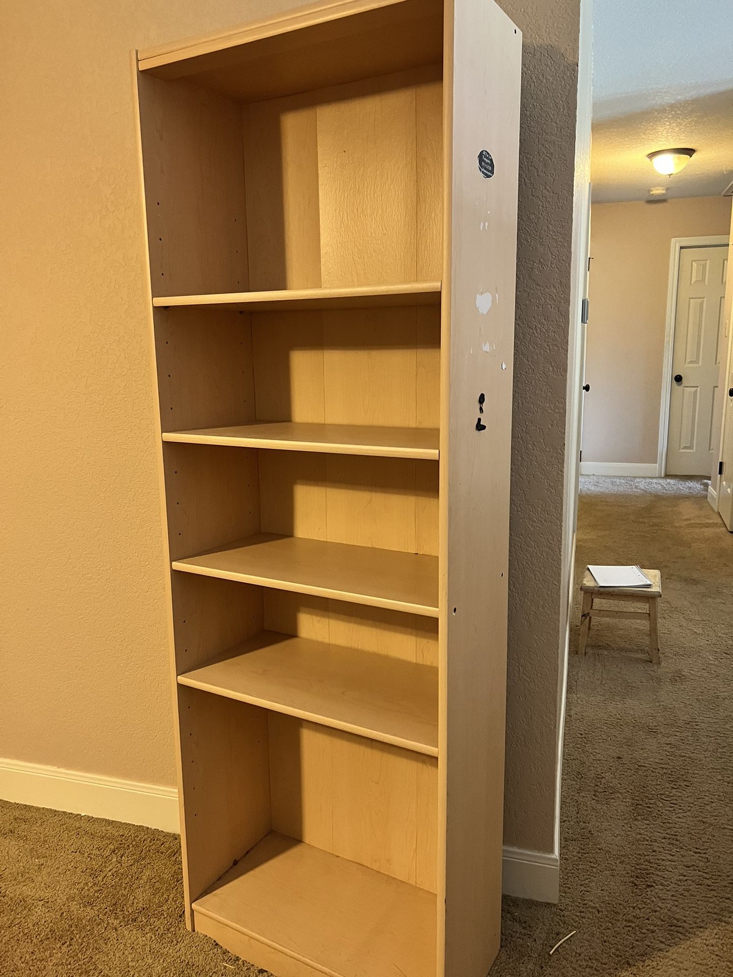 FREE 6’ Bookcase for Sale in Round Rock, TX OfferUp