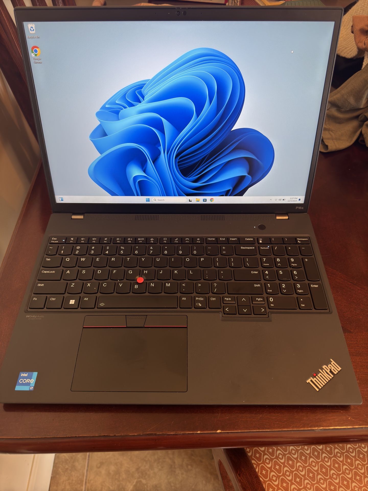 Lenovo P16S Gen 1