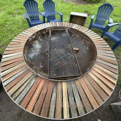 5’0 Fire Pit. Bbq Grill.  Give Me An Offer