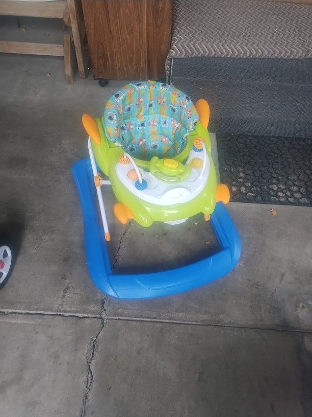 Safety 1st Walker Model # WA033ASD