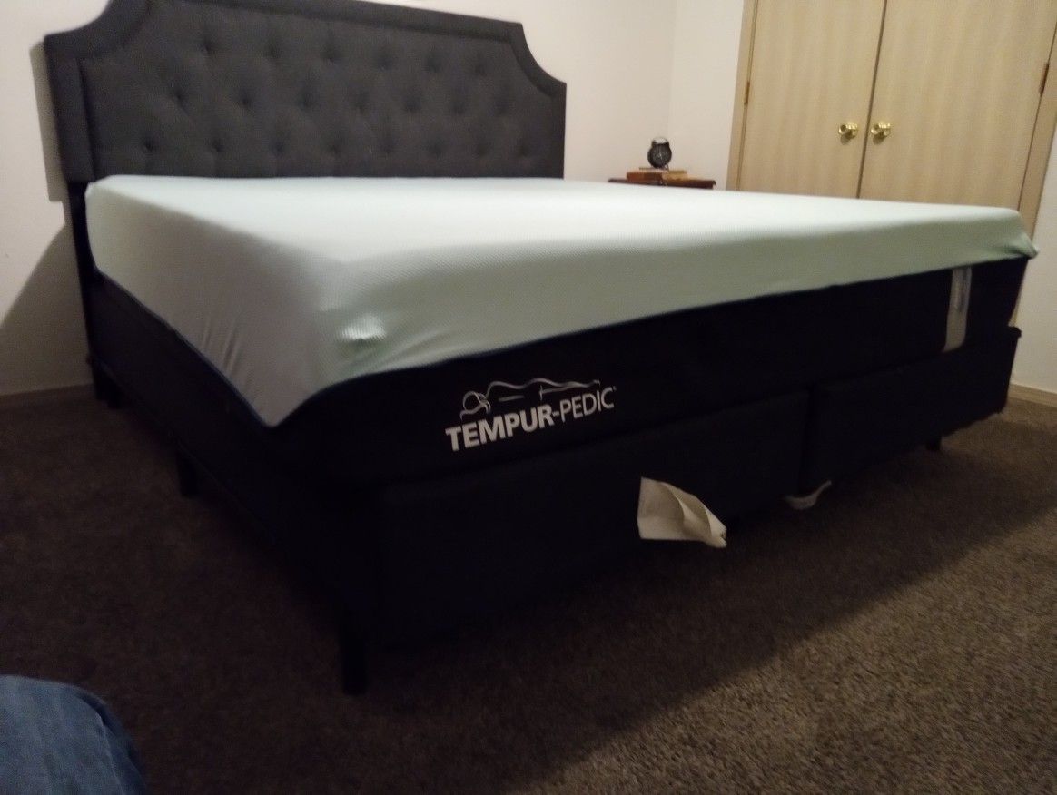 King size Tempur-Pedic lux adapt soft