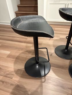 Bar stool