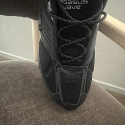 Brand New size 11 Nike Air Pegasus Wave "Black/Anthracite/Cyber/Black" Men's Shoe. 