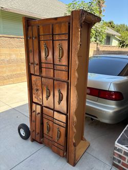 9 Drawer dresser